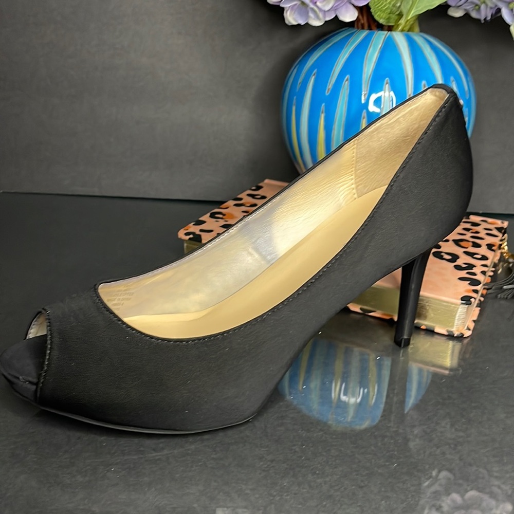 Black liz claiborne high-heeled shoe - Picture 14 of 16